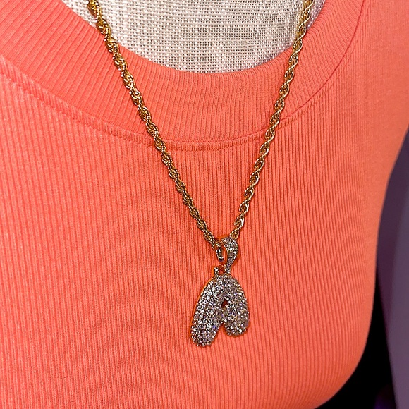 ☃️BOGO50%☃️🆕✨GOLD A ✨BUBBLE LETTER INITIAL NECKLACE - Picture 11 of 15